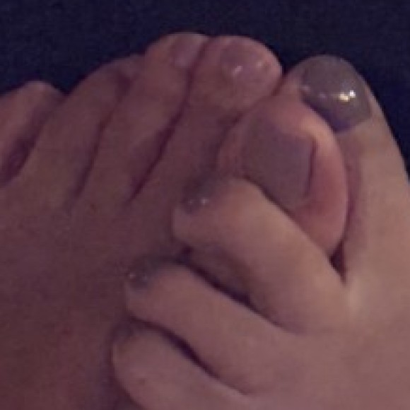 Profile photo of Lesbian duo