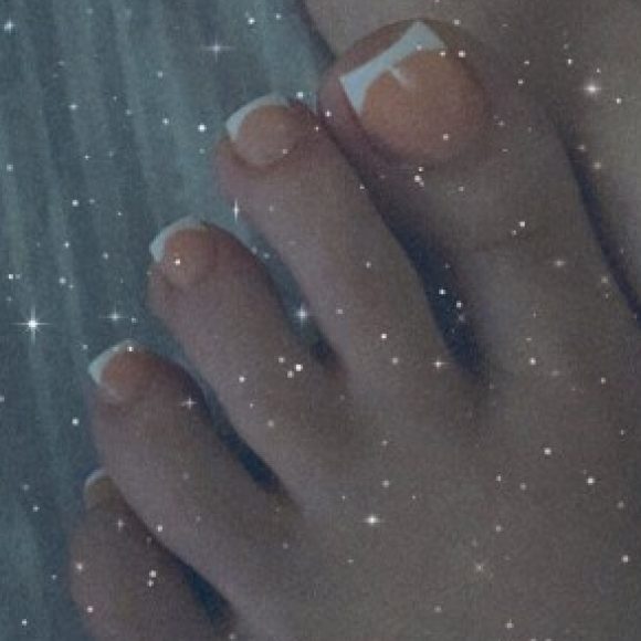 Profile photo of ✨BonbonFeet✨