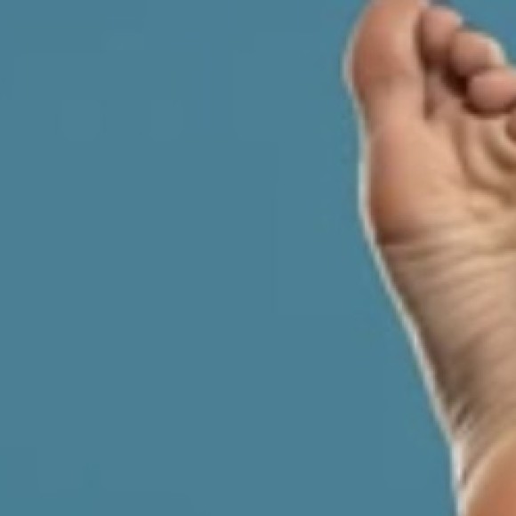 Profile photo of Zeezee1