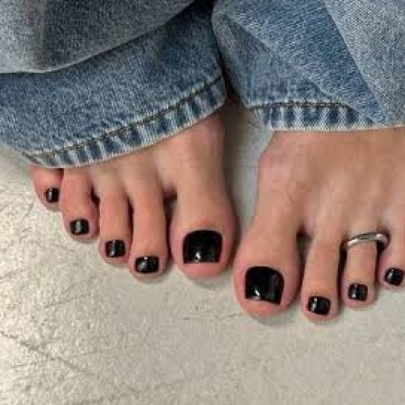 Profile photo of lola