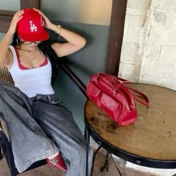 Profile photo of Sisilol