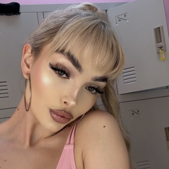 Profile photo of Poly