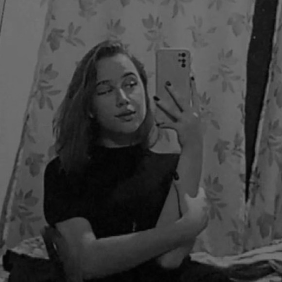 Profile photo of Liora Honey