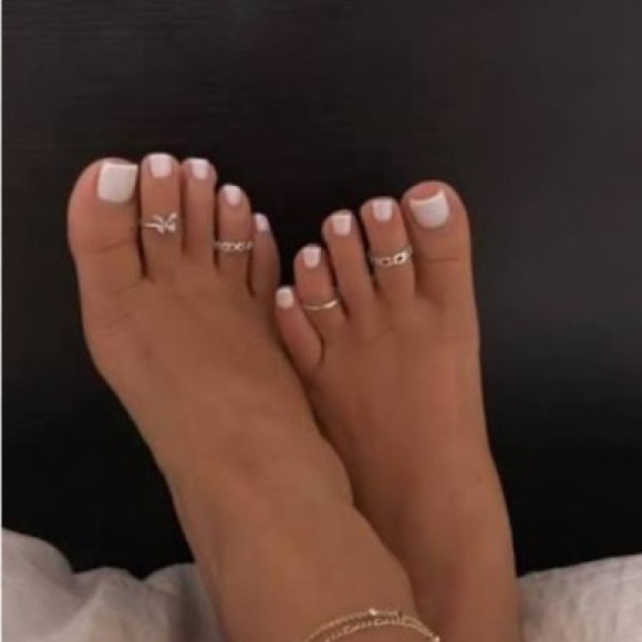 Profile photo of ToeTeaser