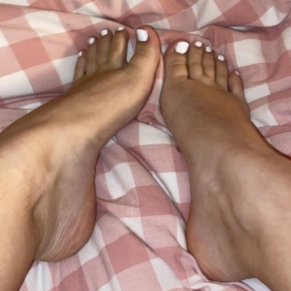 Profile photo of littleprincessfeet