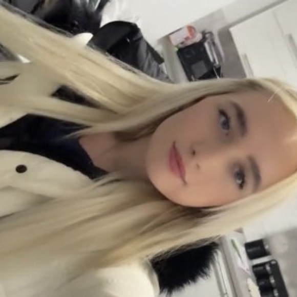 Profile photo of emily