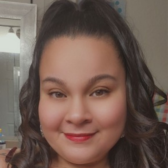 Profile photo of Jenna