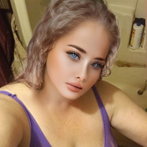 Profile photo of Holly McDonald