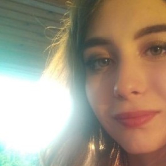 Profile photo of Julia