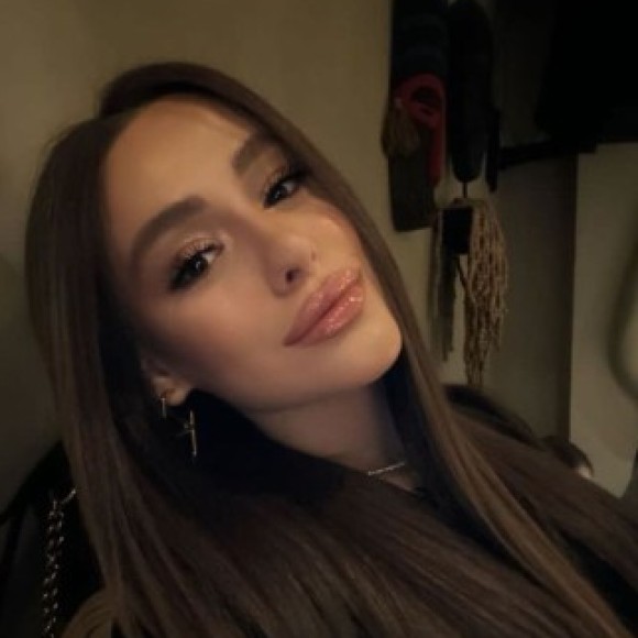 Profile photo of Violetta