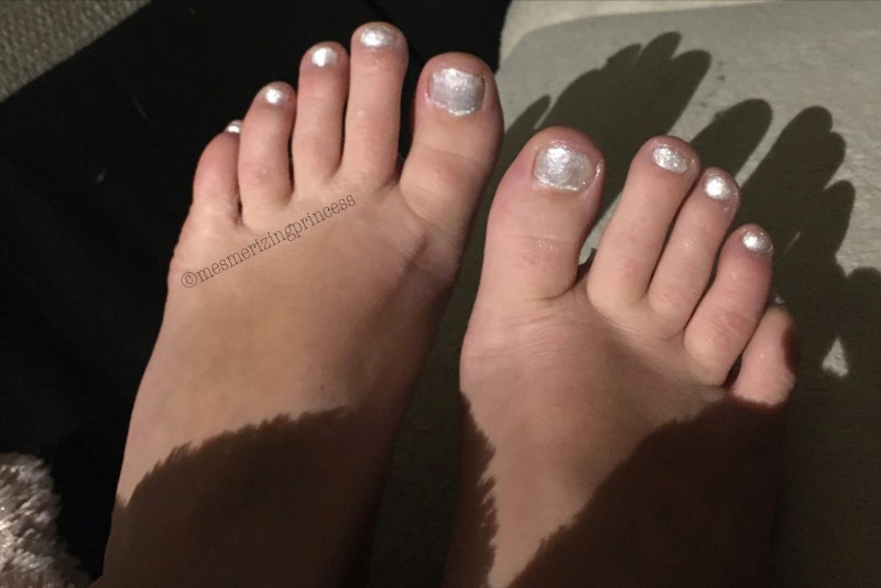my-long-toes