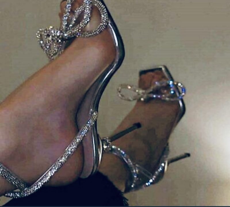 898b1b52-853c-400a-af37-e823d9948fef