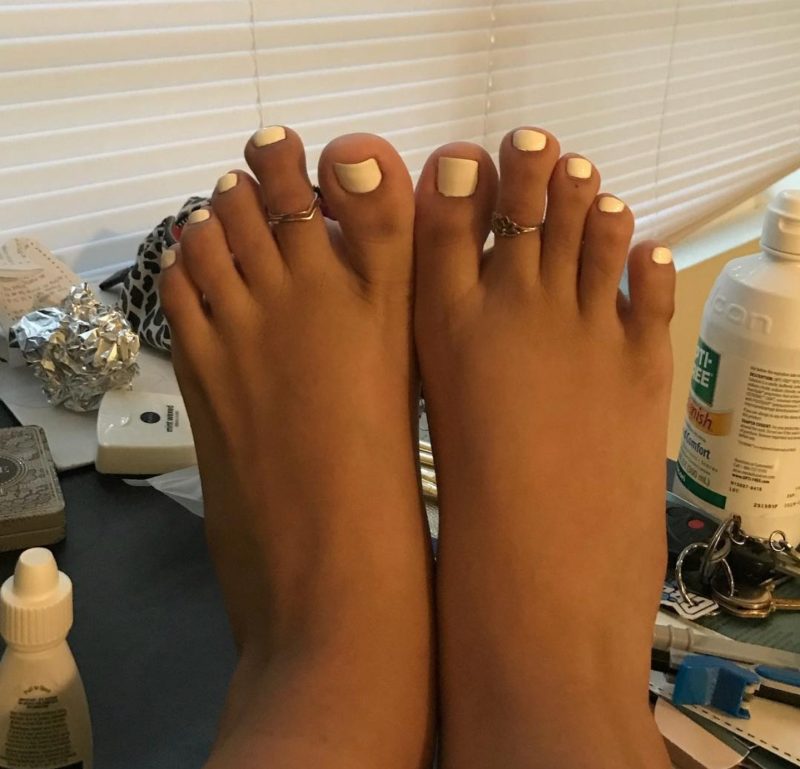 feet02-3