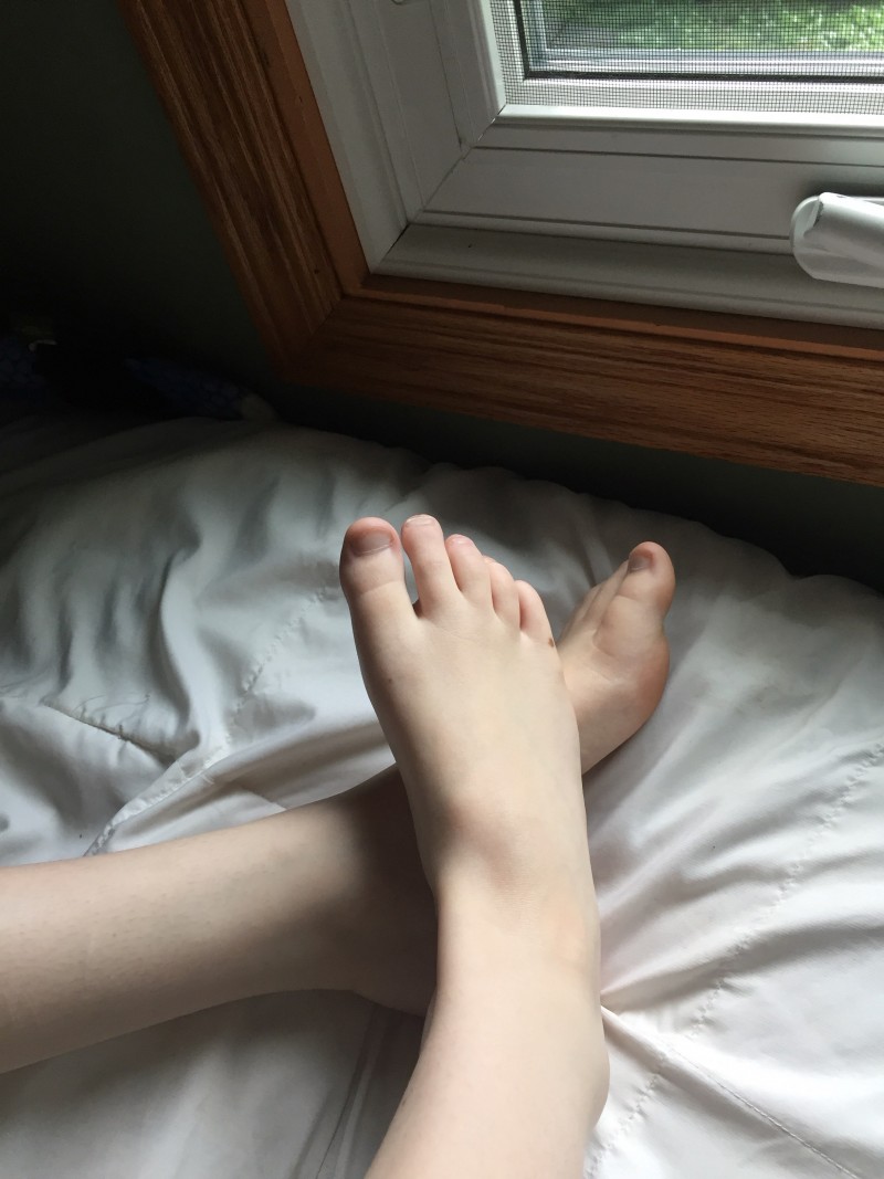 feet3-11