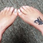 feet-254