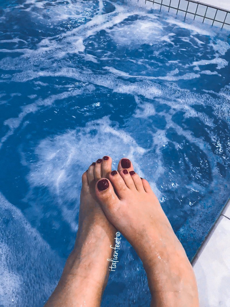 61ecc015-5b5a-4750-bcd2-210858e4c203