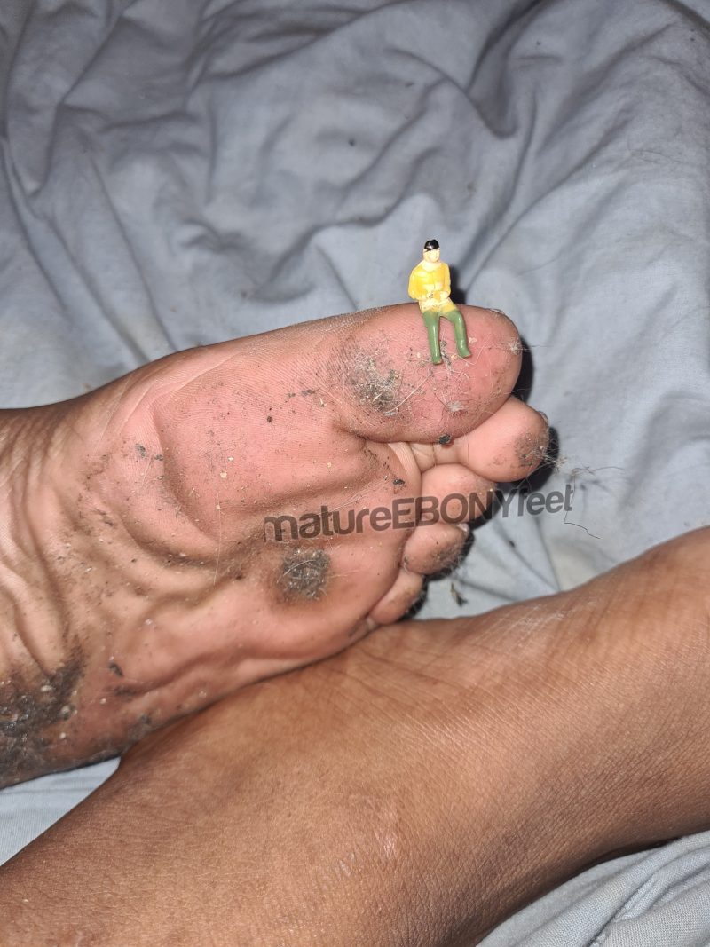 tiny-man-and-my-dirty-feet